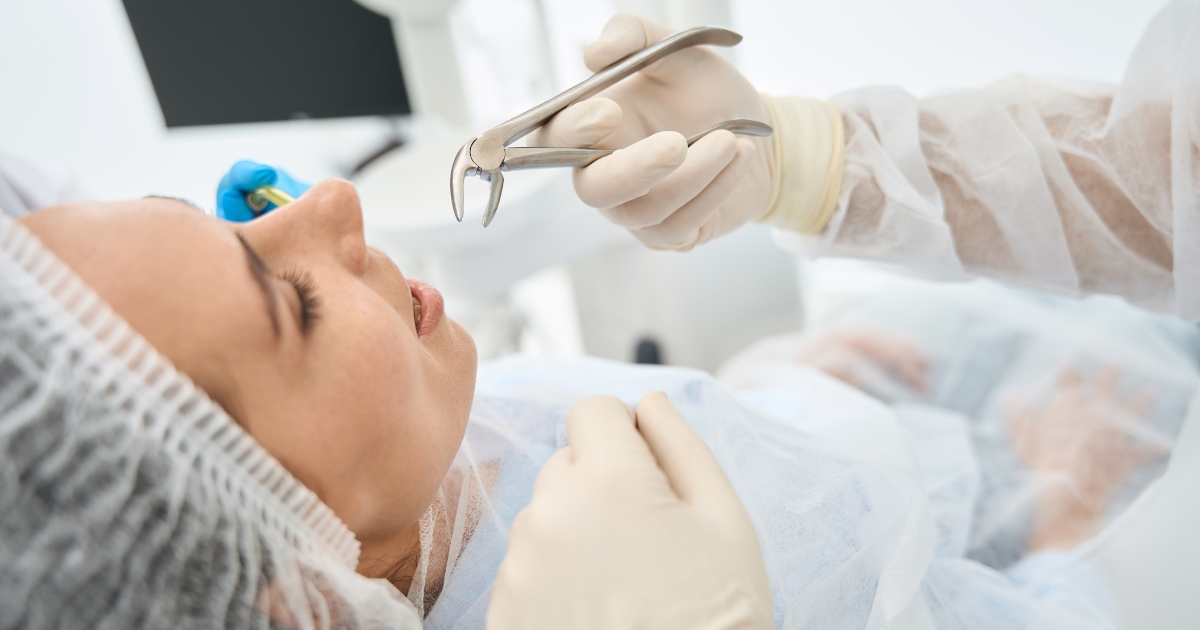 Signs You May Need a Tooth Extraction and What to Expect