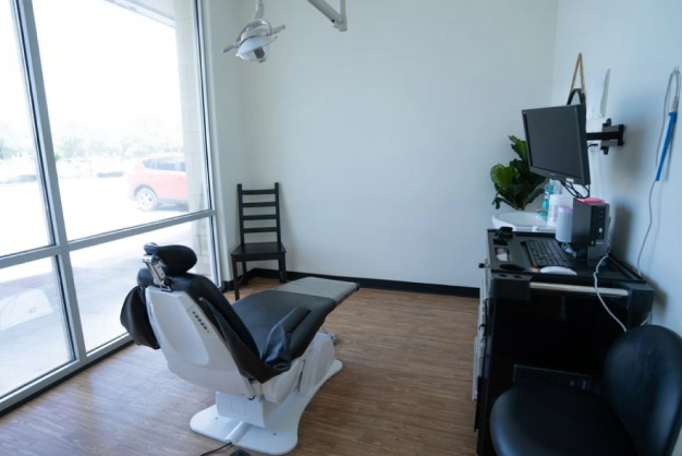 Find the Best Dentist - Moment Dental - Round Rock, TX