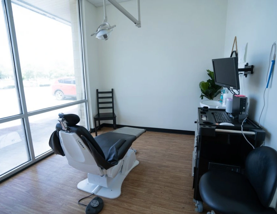 Dental Clinic Room - Round Rock, TX - Moment Dental